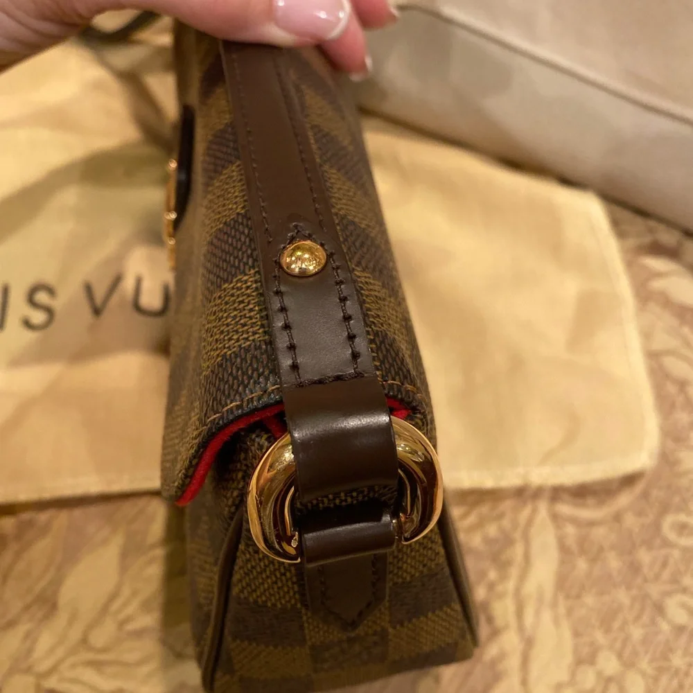 Authentic Louis Vuitton Damien Ebene shoulder clutch - Picture 13 of 16